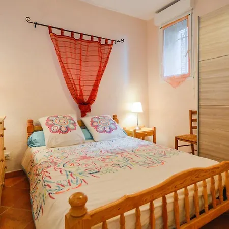 Nice Apartment In Zonza With Kitchenette Extérieur photo
